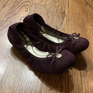 Dexflex Comfort plum flats